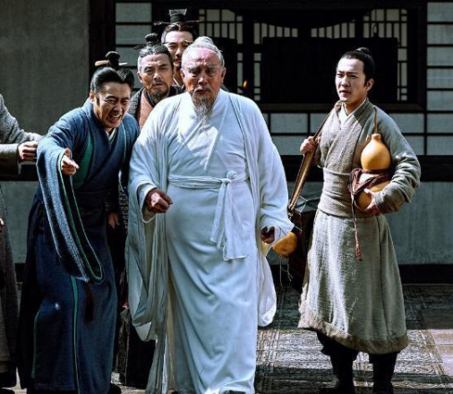 曹操|曹操为何执意要杀华佗?12年后发现,曹操做法太高明