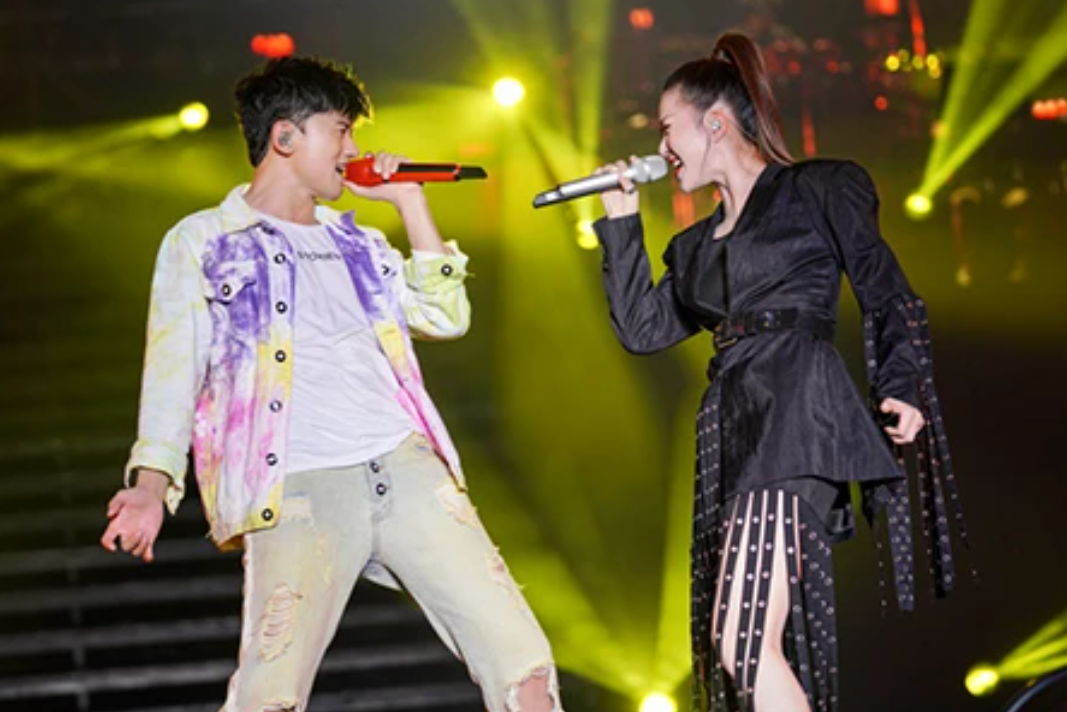 谭维维|曾沦落至酒吧驻唱，却因一首歌赚千万，如今身价过亿却保持低调