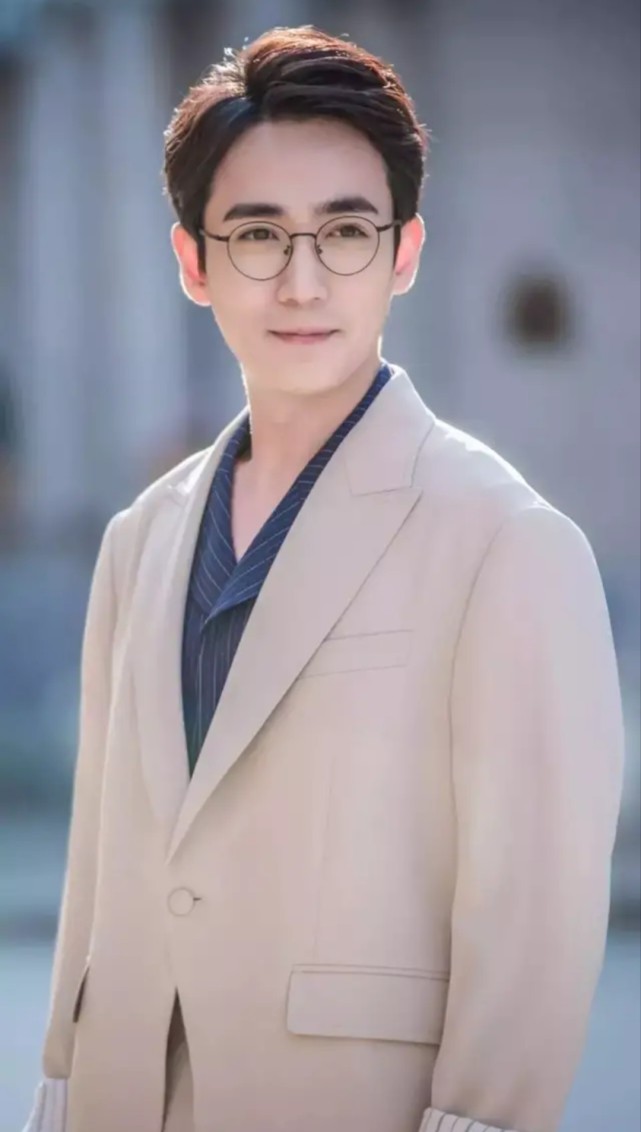 朱一龙|表面看起来温文尔雅的朱一龙，为什么演起戏与现实生活中截然相反？