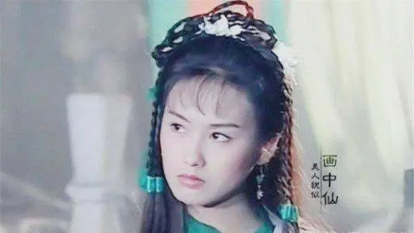 黄蓉|原来柳岩才是“黄蓉”的最佳人选，定妆照一出，朱茵周迅黯然失色