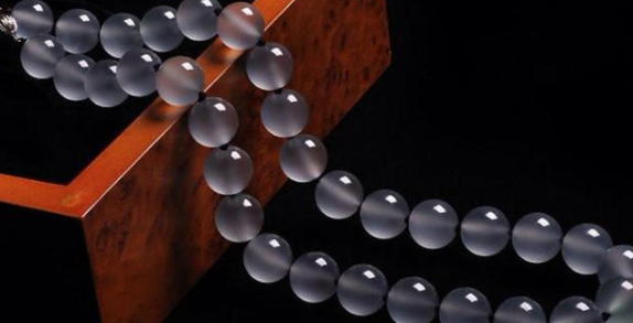 翡翠|不知如何挑选翡翠？翡翠价值全面解析！让你更懂翡翠！