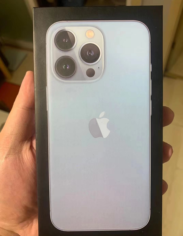 iphone13 pro|这台iPhone13Pro还没拆封就发现猫腻！序列号、颜色都有问题！