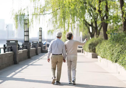 甲状腺癌|甲状腺癌的“源头”被发现, 烟酒未上榜,第一名很多人都离不了