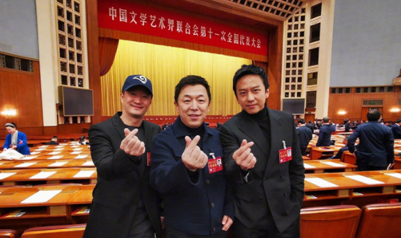 李靓蕾|王凯才是真正的“大佬”，代表证上面没有界别