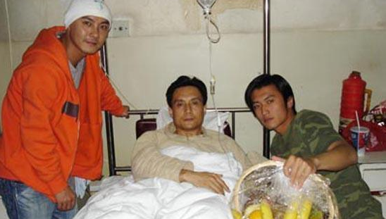 王伯昭|他是《西游记》的白龙马，曾被谢霆锋揍到住院，如今在南京卖卤菜！