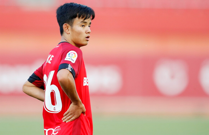 西班牙人|0-2到1-1！爆4大冷！西班牙人死敵崩盤，武磊目睹2大奇景：保送西甲