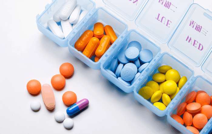 骨质疏松|多吃核桃可以延缓骨钙流失？医生提醒：真正养骨的这3物，不妨看看