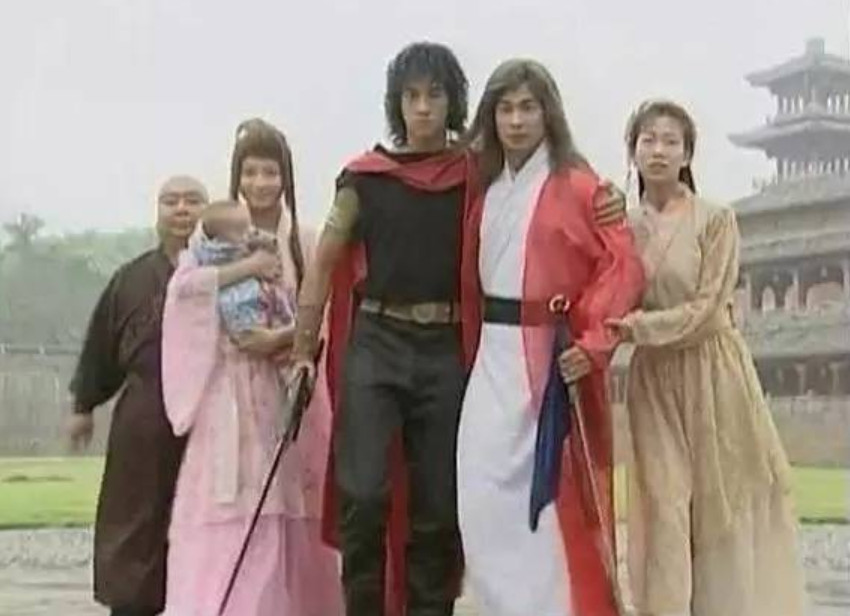 冻龄|《风云雄霸天下》19年演员现状：雄霸仍霸气，步惊云却谢顶了？