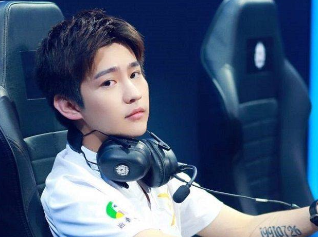 王者荣耀|《王者荣耀》职业选手不为人知的幕后故事，最后一个已成回忆