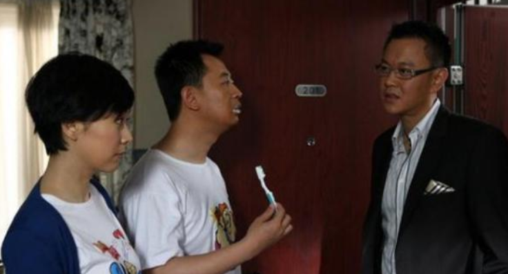 冯嘉怡|他被称“最贵配角”,拍戏只为过瘾,导演调侃:片酬还不够油钱