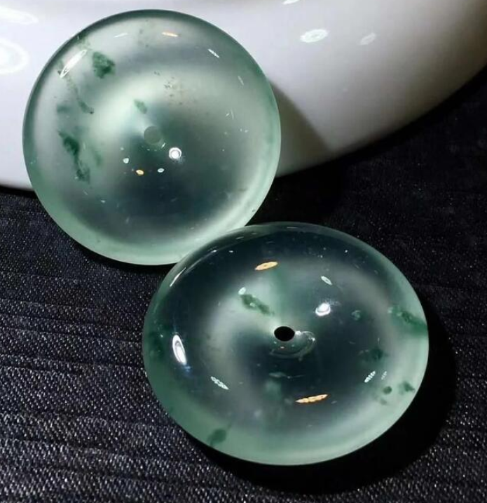 翡翠|翡翠的收藏价值在哪里？看完这六点，你就明白了