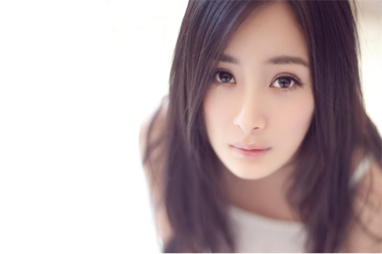 钟楚曦|杨幂，大伯口中的笨蛋，她在学术与艺术间的选择