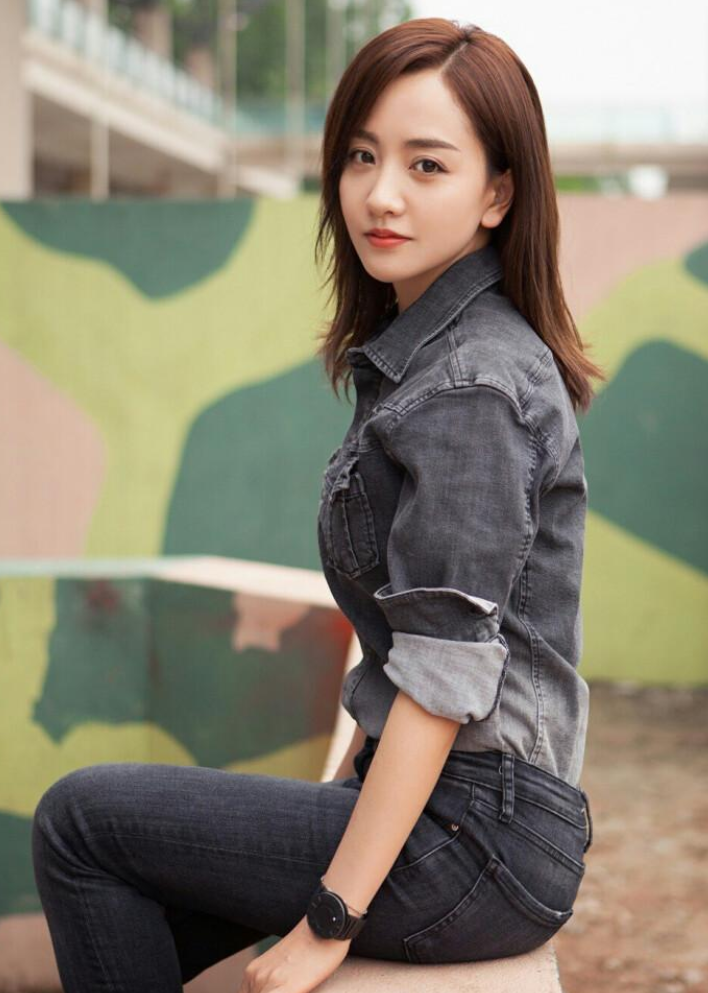 杨蓉|她是最懒明星，一休息就是半年，颁奖懒得去，却没人敢说她耍大牌