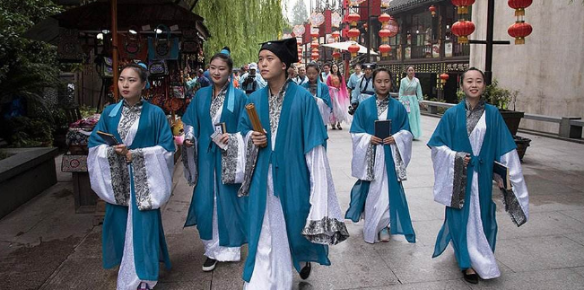 科举制|古代“高考”有多难？难怪范进会疯，这么高难度的考试谁考谁疯