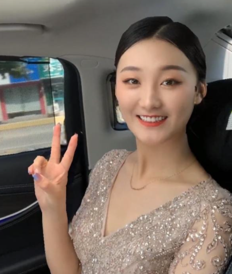 朱之文|大衣哥一家人过重阳节,唯独缺了女主人陈亚男,院里冷清了不少!