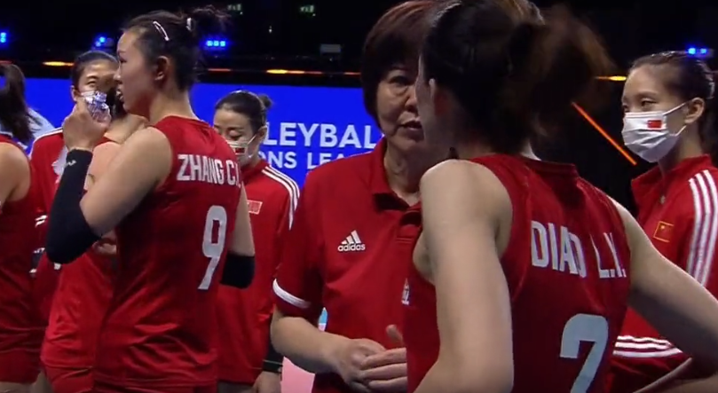 张常宁|超级大逆转！中国女排3-2德国迎两连胜，张常宁爆发，王梦洁低迷