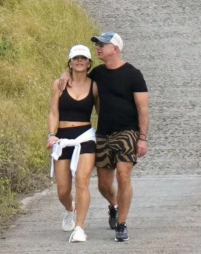 圣诞节|18年后，张国荣挚爱唐鹤德晒出珍贵绝密合照