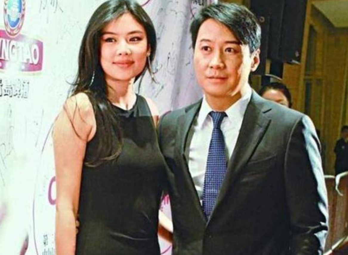 花花管家小希|黎明演唱会畅谈自身婚姻，疑间接承认再婚，李嘉欣携老公台下捧场