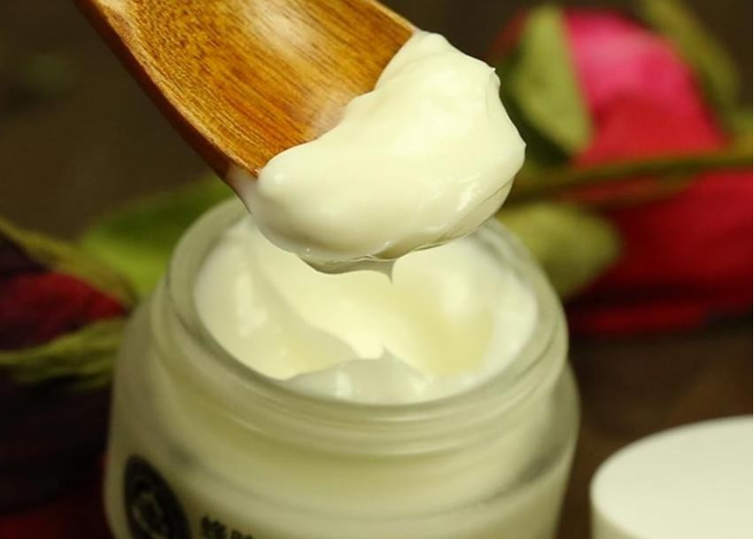 眼霜 眼霜越贵效果就越好?不一定!身边这5种国产眼霜,效果好却不贵。