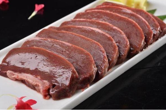 整形|肝毒“稀释剂”已公布,大蒜未上榜,常吃“1素”,肝脏红润如婴儿