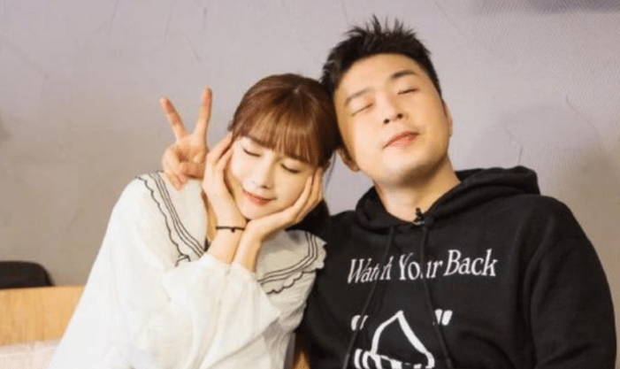 沈梦辰录制综艺节目，暴露家里豪华装修，更有奢华翡翠戒指！