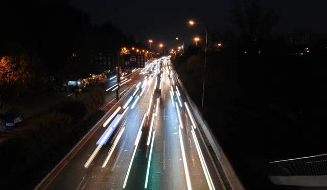 相机|用相机拍照有哪些技巧？