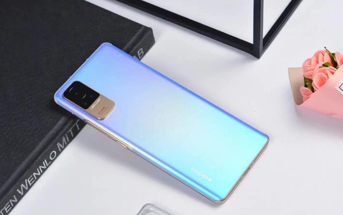 双十二|当我两千多块买不到旗舰机时，小米，尽可能在硬件上给了我体验