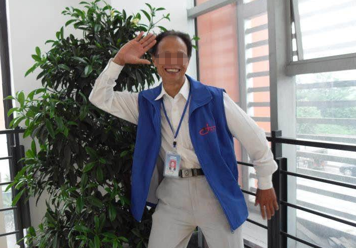 肝脏|晨起上厕所有3个异常，肝或已“烂如渔网”，若一个不占，肝还算“柔软”