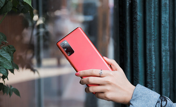 社交|三星 S20 FE 測評：你想要的它都有！