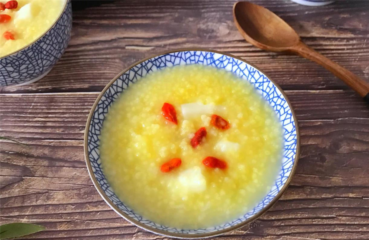 39健康网 28岁女作家养胃养出甲状腺癌，医生暴怒：这1“粗粮”岂能天天吃