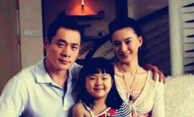 潘金莲|“潘金莲”和“武松”因戏生情，“武松”差点为了“潘金莲”而抛弃妻子