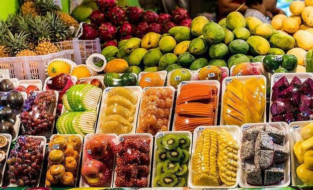 文澜笔谈 百万吨水果直接送到中国,越南失去大笔订单,网友:干得漂亮!