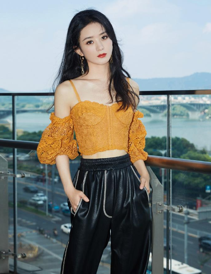 赵丽颖|她曾是赵丽颖替身，出道5年演了15次女主，如今和赵丽颖平起平坐