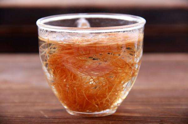 白发|痛风能喝咖啡吗？专家：3物是痛风的“克星”，尿酸高不妨多吃