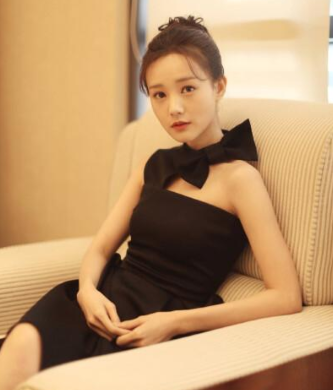 赵丽颖|她本是赵丽颖替身，趁颖宝怀孕不断接戏，如今跻身成为一线女星！