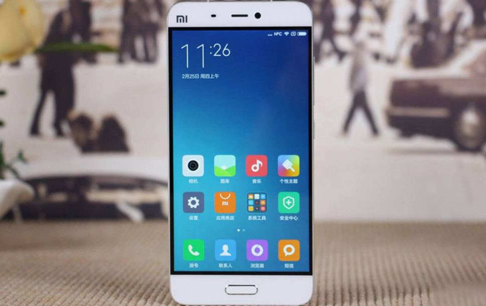 张家口 小米11与华为mate40pro相比，摄像头逊于华为mate40pro，CPU和屏幕上超过华为