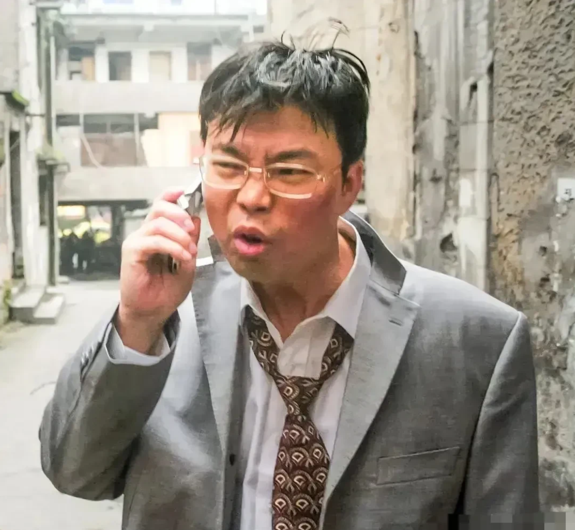 新晋宝妈育儿记|当年，宁浩邀请刘桦出演《疯狂的石头》只给2.5万片酬，刘烨：成心羞辱我？