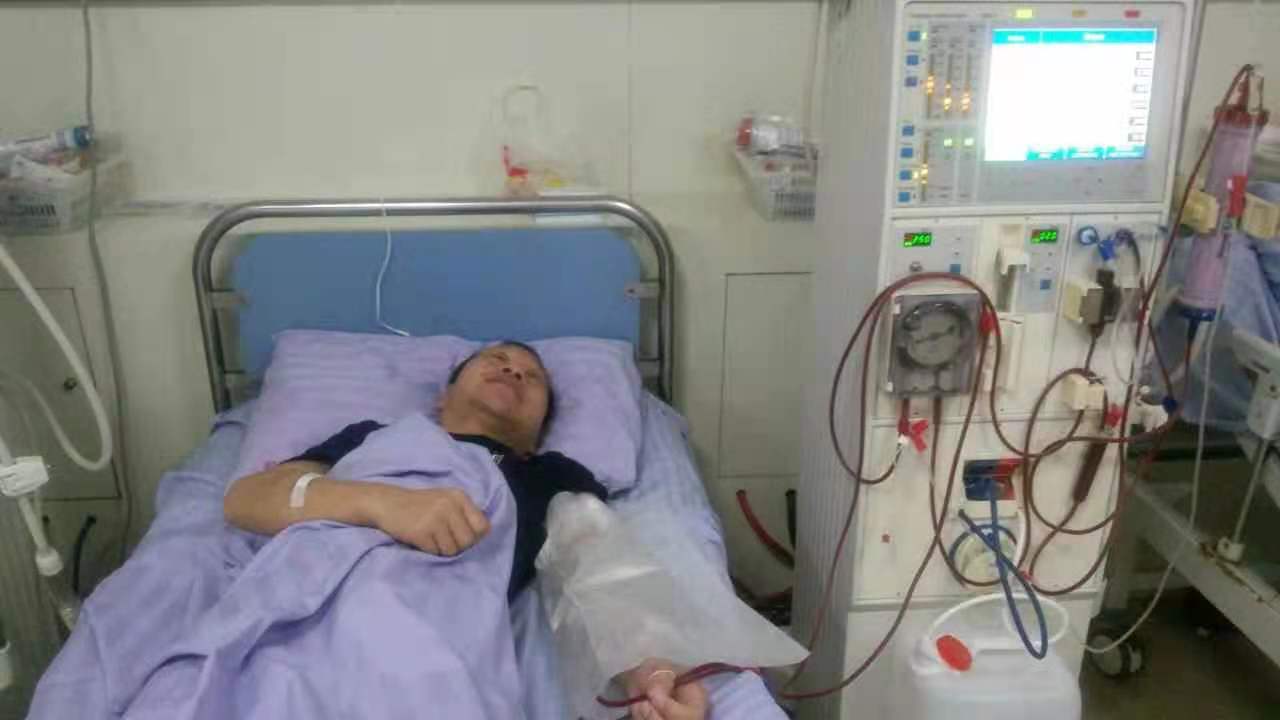 医生|吃一次等于4斤盐，男子患甲状腺癌离世，医生：结节患者，2食物要远离