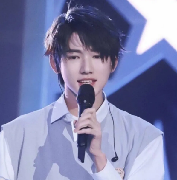 梅长苏|孙红雷也“双标”？一边批评14岁小演员，一边又肯定17岁年轻演员