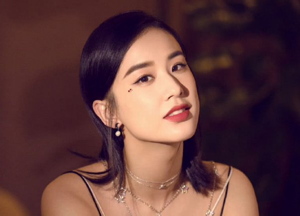 黄圣依|曾出演多部影视剧，嫁入豪门生两个儿子，她就是黄圣依