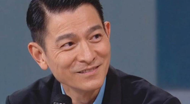 刘德华|君子爱财，取之有道！刘德华不仅片酬低人一等，还不要粉丝礼物