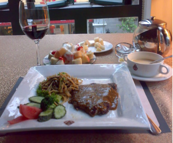 健康微讲堂|晚餐吃太饱会影响身体健康