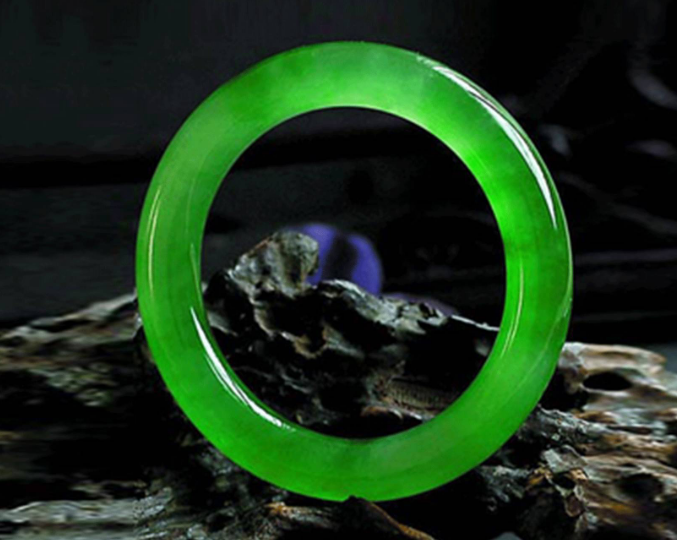 福建省|翡翠已经成为热销品，价值也不断地增加，但是入手要辨别真假