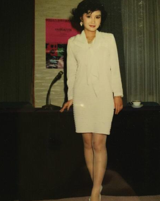 童星|她11岁童星出道，和著名导演同居多年却遭抛弃，如今复出无人问津