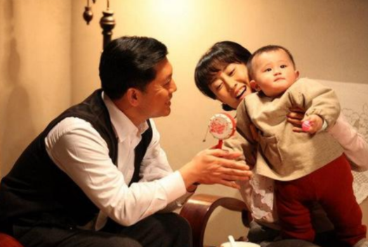 刘敏涛|她是王凯、靳东最敬爱的女人，事业巅峰选择生子，最终被丈夫抛弃