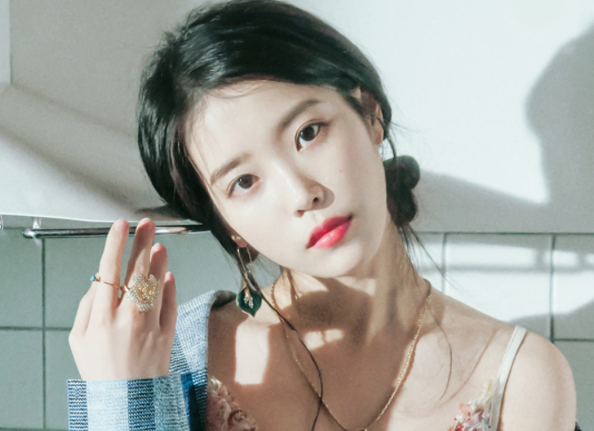 李智恩|落选20多次，出道后被骂是猪，IU李知恩减肥后JYP老板朴振英后悔追悔莫及