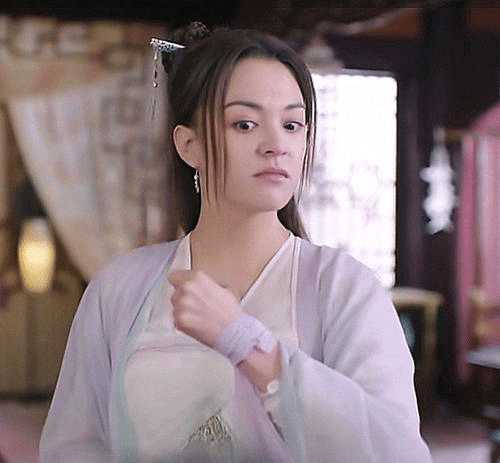 张榕容|从绝世美人到最丑女主只用3年，34岁的张榕容，到底经历了什么？