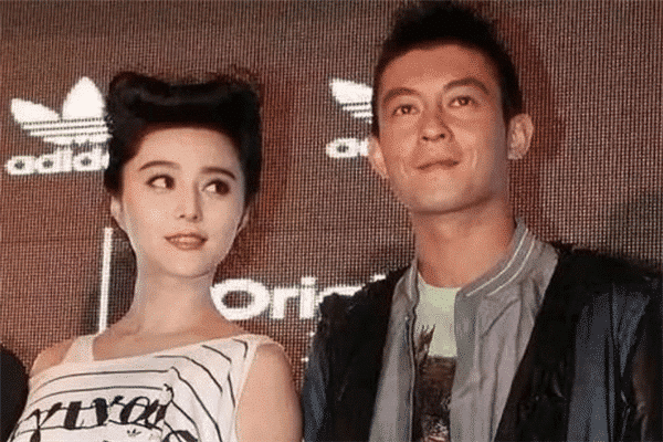 陈冠希|曾经陈冠希有多受欢迎？看到他和女明星的合照，就能够看出曾经的辉煌