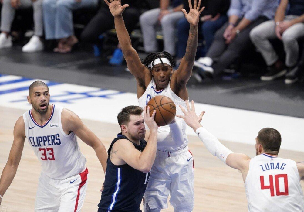 快船队|独行侠 108: 118 快船，快船队最大的变阵，是实质上的打法改变