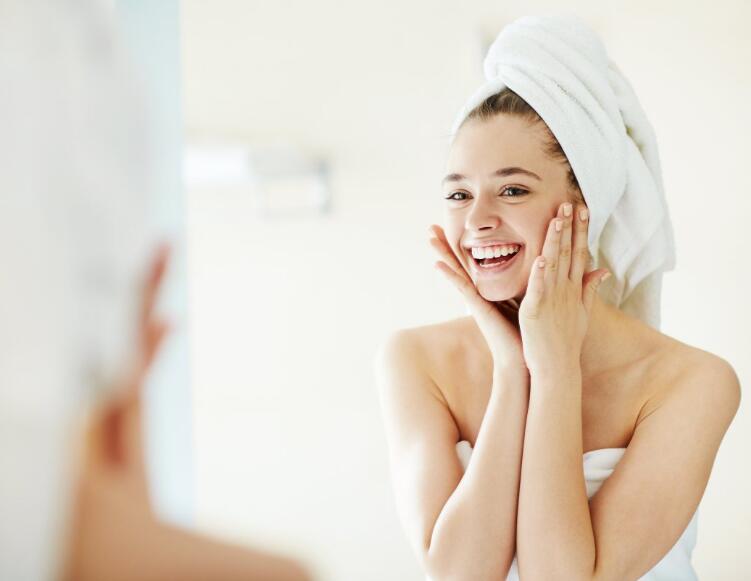 口红 你也想做“冻龄女神”?睡前保持4个好习惯,肌肤便可白皙又水嫩